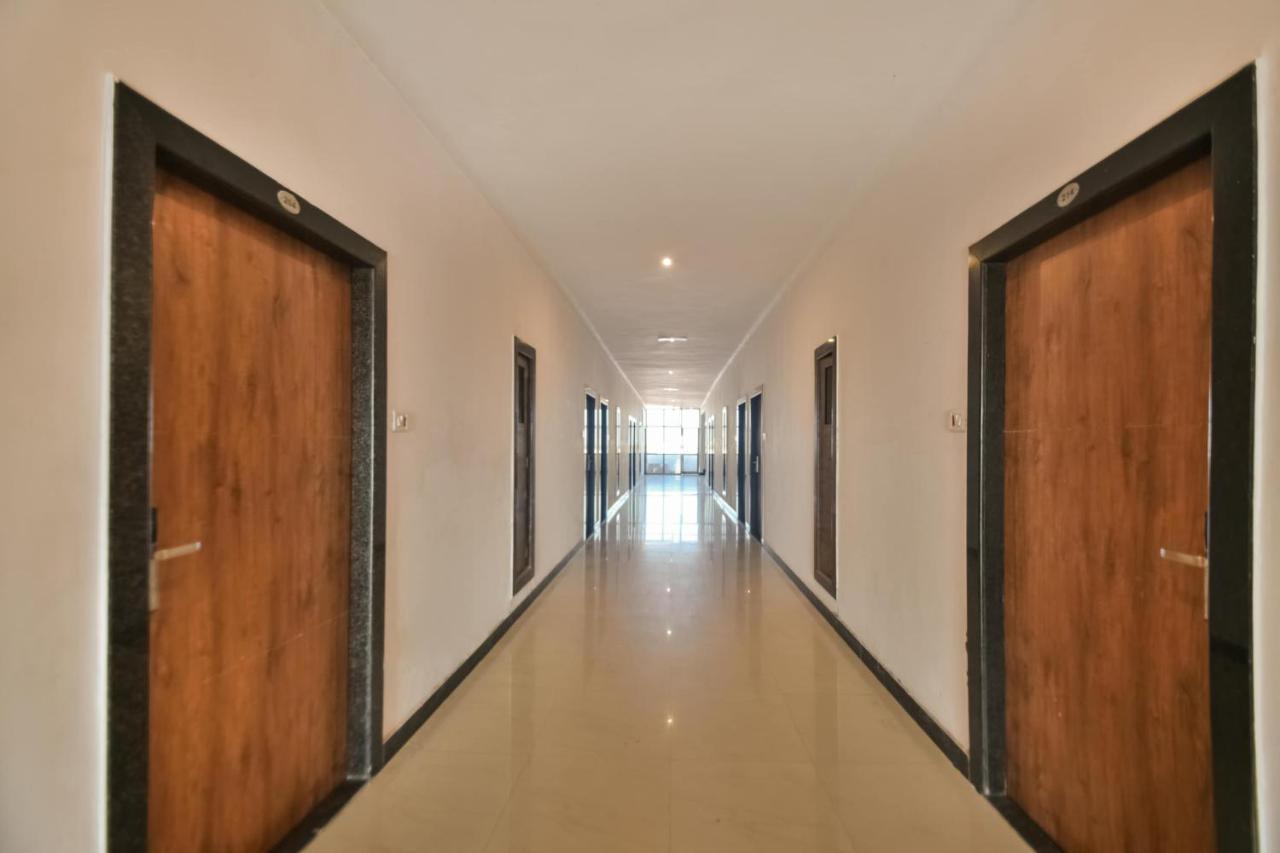 Capital O Amit Palace Bhīlwāra Exteriér fotografie